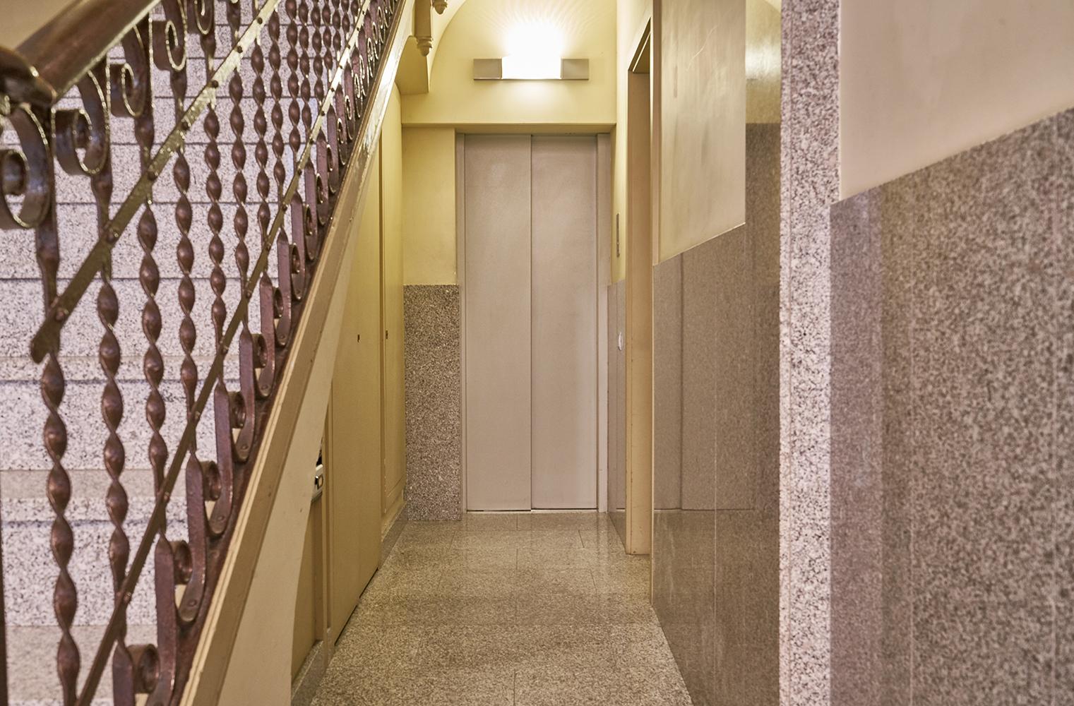 Barcelona Sants Station Apartments Exterior photo
