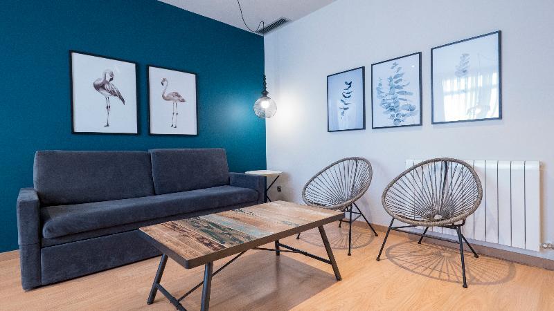 Barcelona Sants Station Apartments Exterior photo